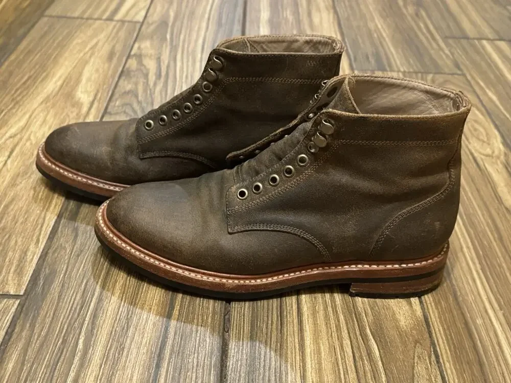 Taylor Stitch Trench Boots Men’s 8.5 Brown Roughout Leather Vibram Goodyear
